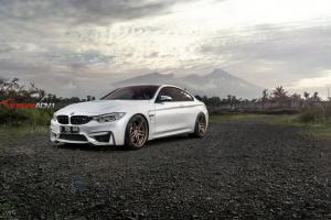 BMW M4 Coupe by Antelope on ADV.1 Wheels (ADV05MV2CS) 2015 года